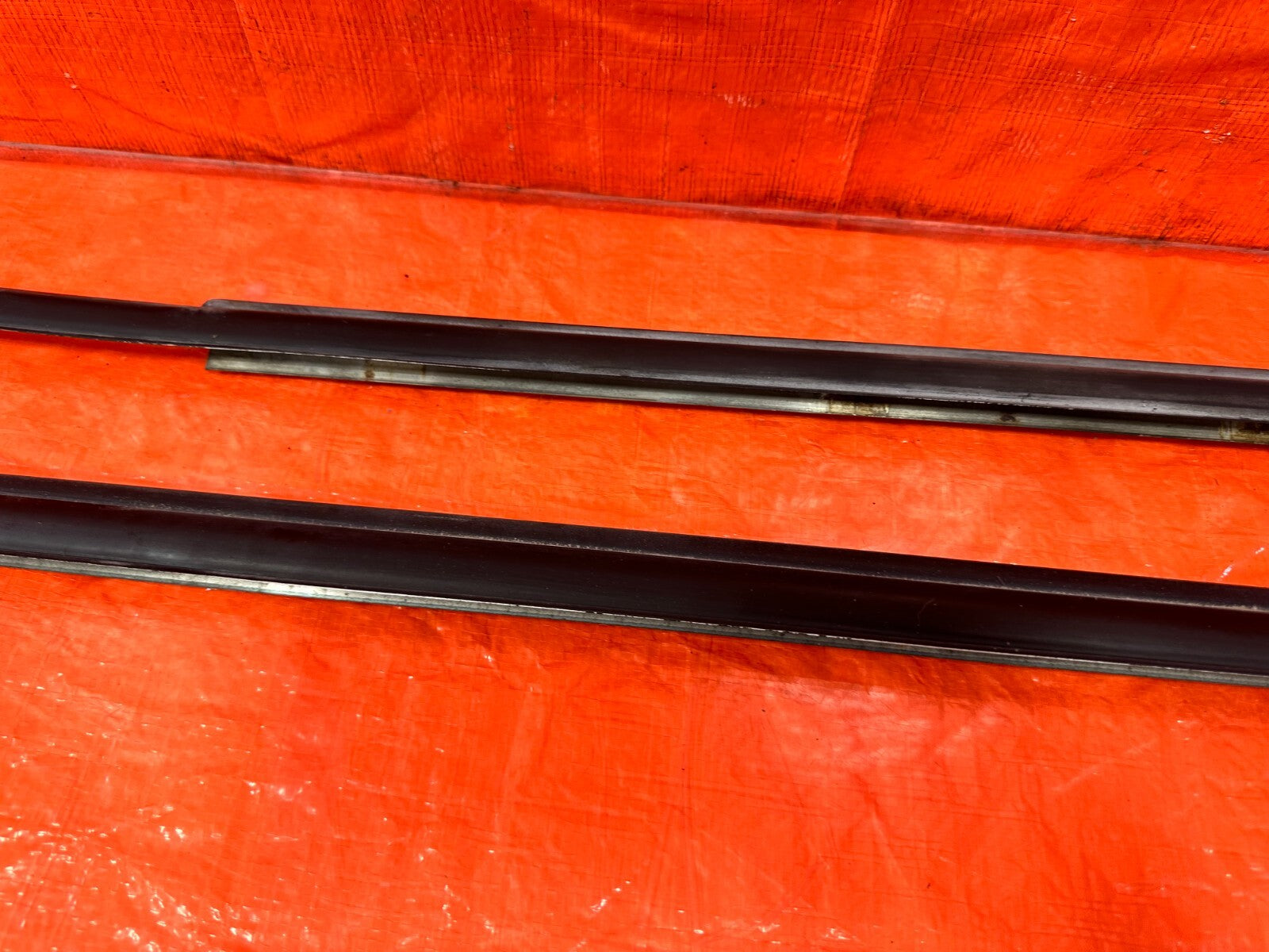 88 89 HONDA CRX   FRONT & REAR / LEFT & RIGHT EXTERIOR WINDOW GLASS TRIM OEM 2774