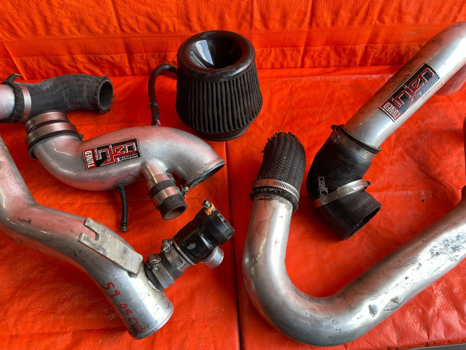 03 06 LANCER EVOLUTION 8 & 9   INJEN BRAND INTAKE / INTERCOOLER PIPING + GFB BOV5