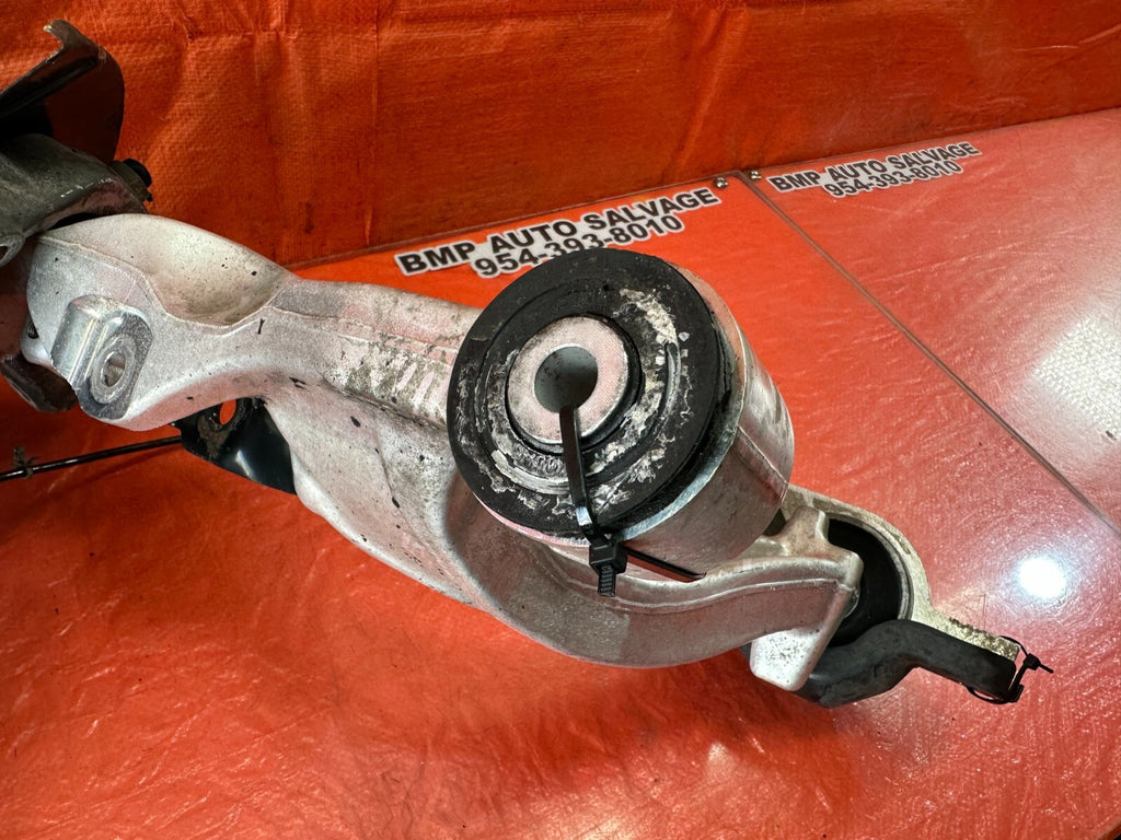 08 15 INFINITI G37 COUPE S RWD LEFT FRONT SPINDLE W/ LOWER CONTROL ARM OEM #24511