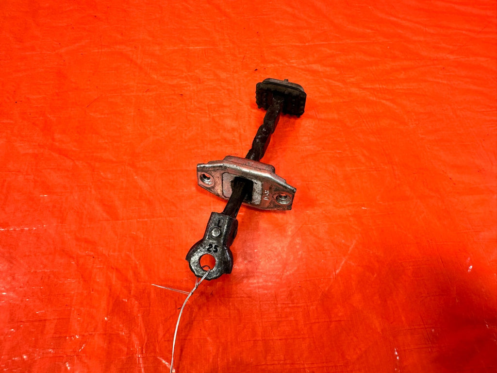 06 11 CIVIC 4D SEDAN   DRIVER LEFT FRONT DOOR CHECKER HINGE ARM STOPPER OEM #2821