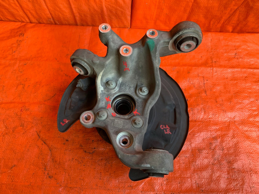 OEM 2015 MERCEDES CLA 250 4MATIC   DRIVER LEFT REAR SPINDLE KNUCKLE HUB6