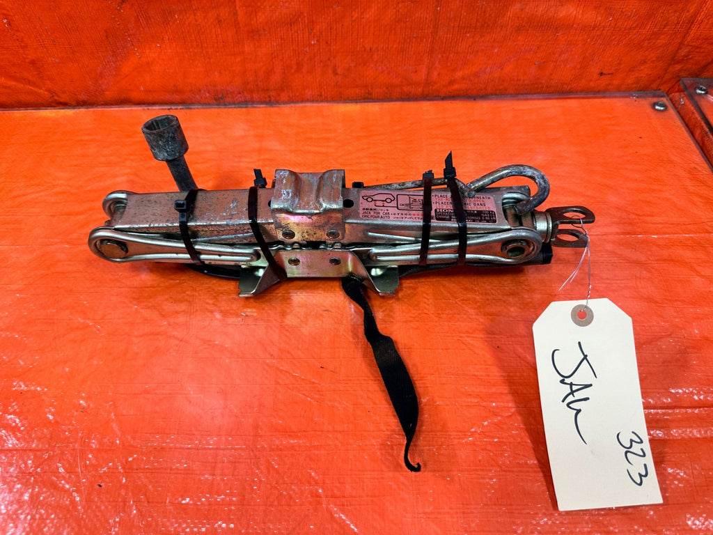 97 01 HONDA PRELUDE SPARE TIRE JACK WITH ALL ASSOCIATED TOOLS AND POUCH OEM 3230