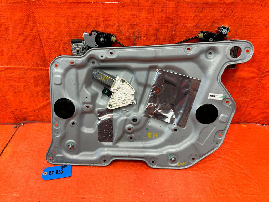 2009 2015 INFINITI Q60 G37 CONVERTIBLE RH PASSENGER WINDOW REGULATOR OEM 3290