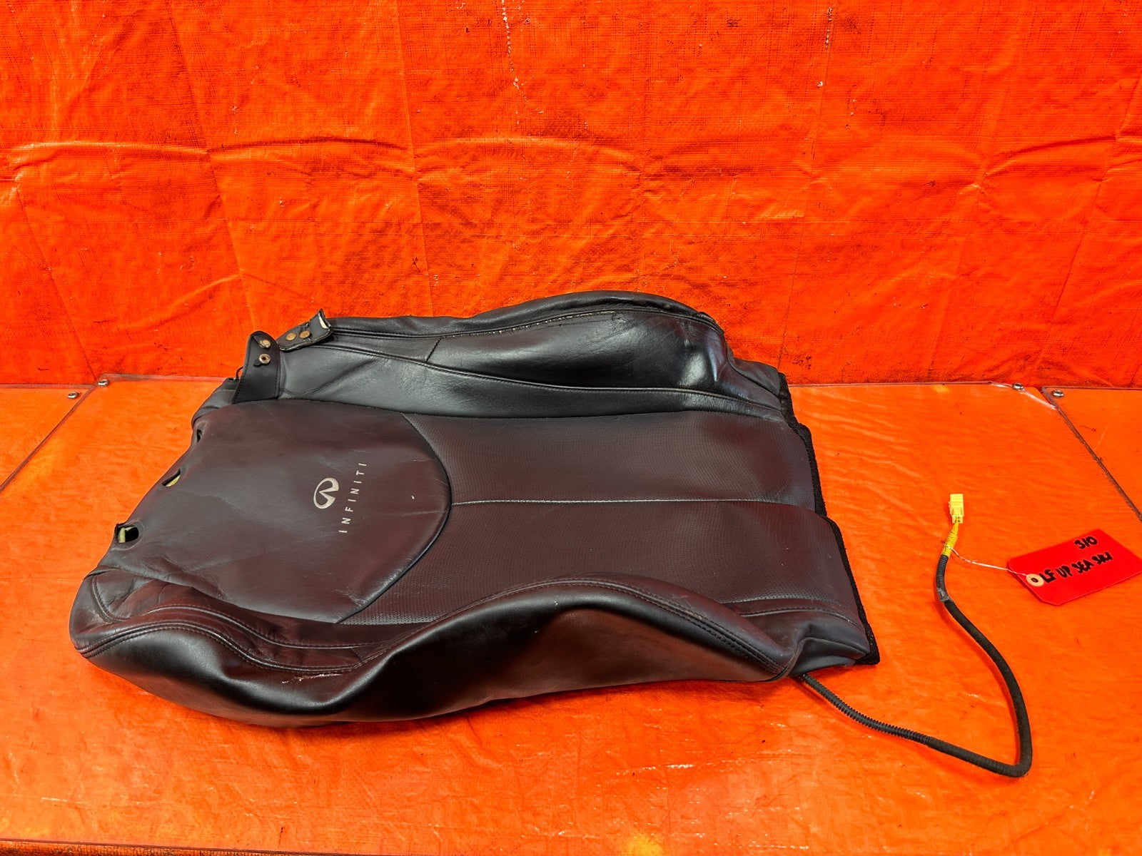 09 15 INFINITI G37 CONVERTIBLE BLACK LEATHER UPPER SEAT LOWER SKIN WRAP OEM 3108