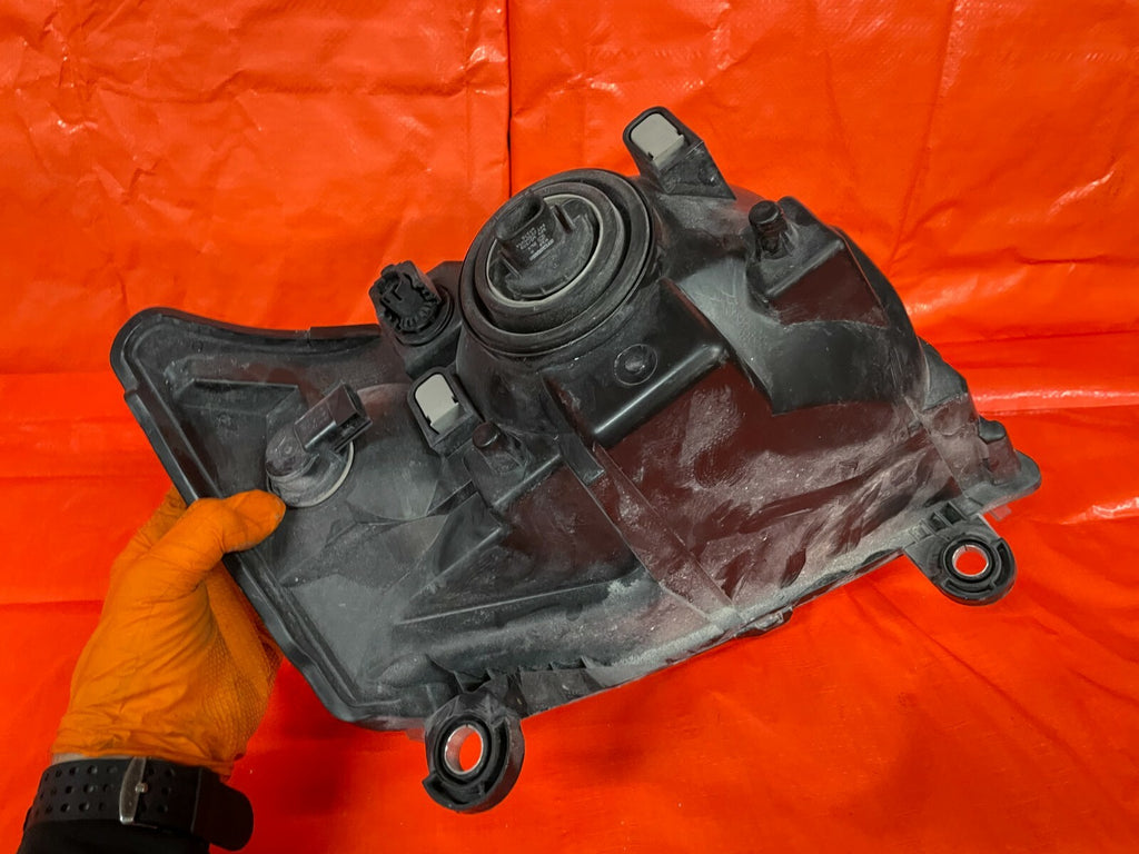 08 10 DODGE GRAND CARAVAN   SE & SXT   DRIVER LEFT HEADLIGHT HEADLAMP OEM OE6