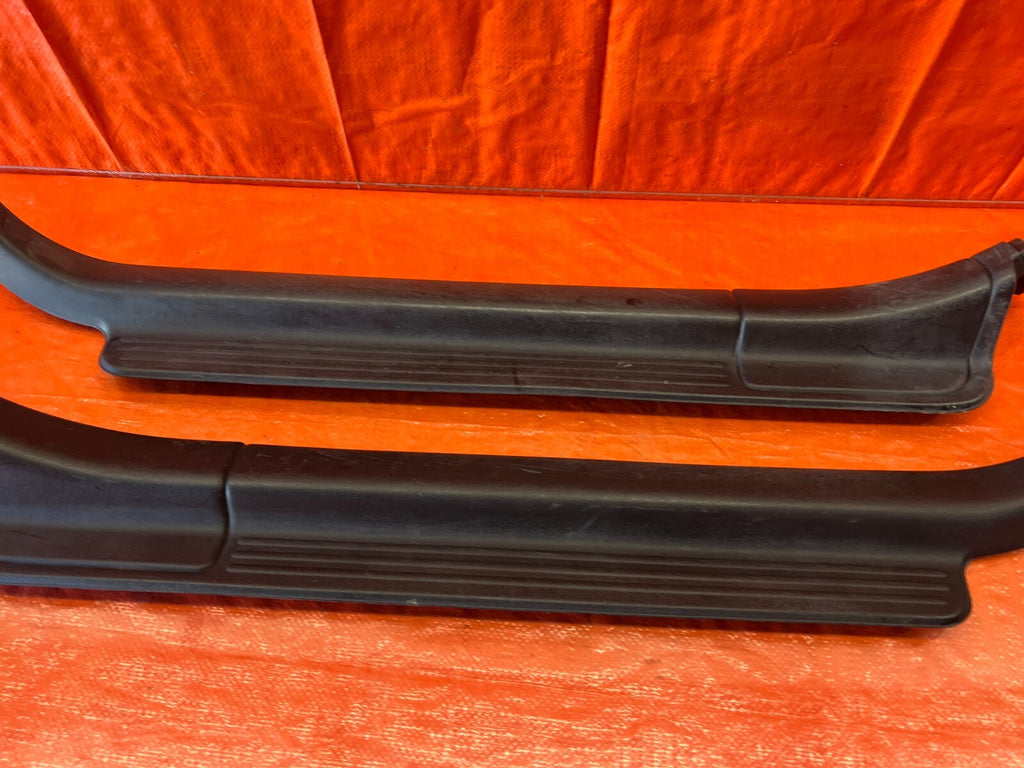 93 97 HONDA DEL SOL   FLOOR PILLAR SCUFF PLATE SET LEFT & RIGHT   OEM #1469