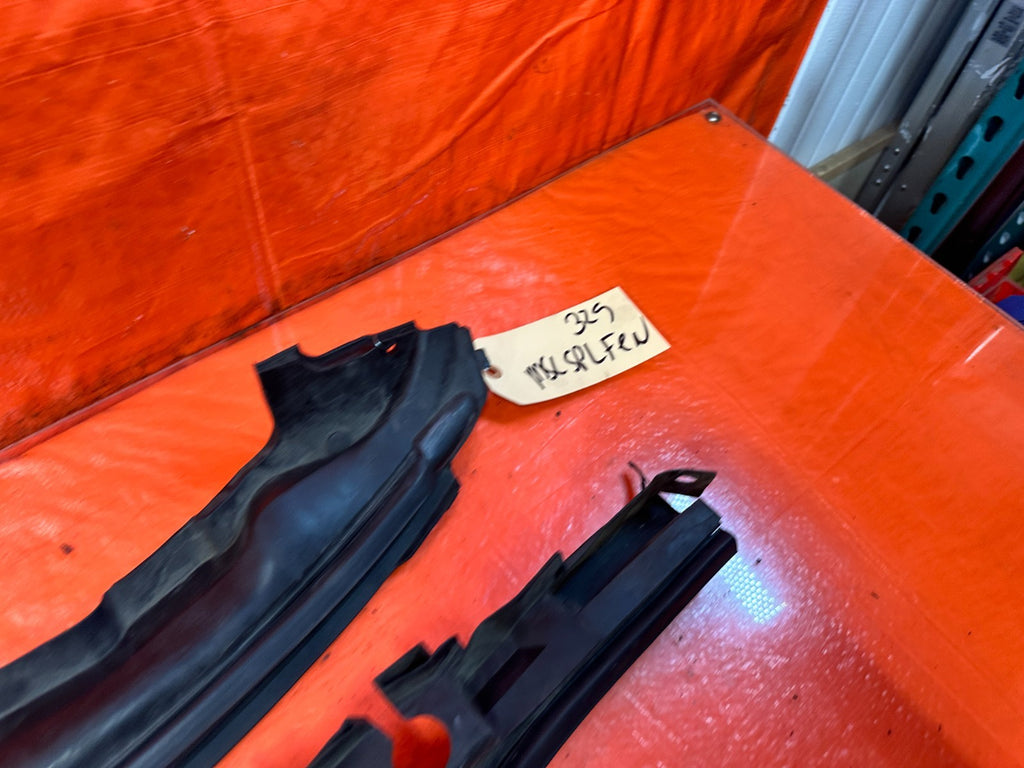 08 15 INFINITI G37 Q60 COUPE LEFT RIGHT FENDER TRIM MOLDINGS SET #32910