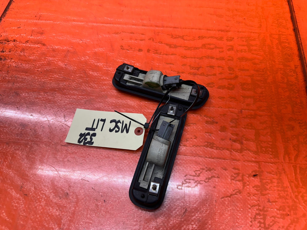 92 96 HONDA PRELUDE REAR BUMPER SIDE MARKERS OEM #3325