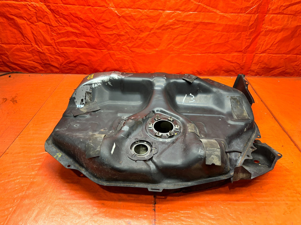 92 95 HONDA CIVIC EX 1.6L 2D COUPE   UNDERBODY FUEL GAS TANK CELL   OEM #3330