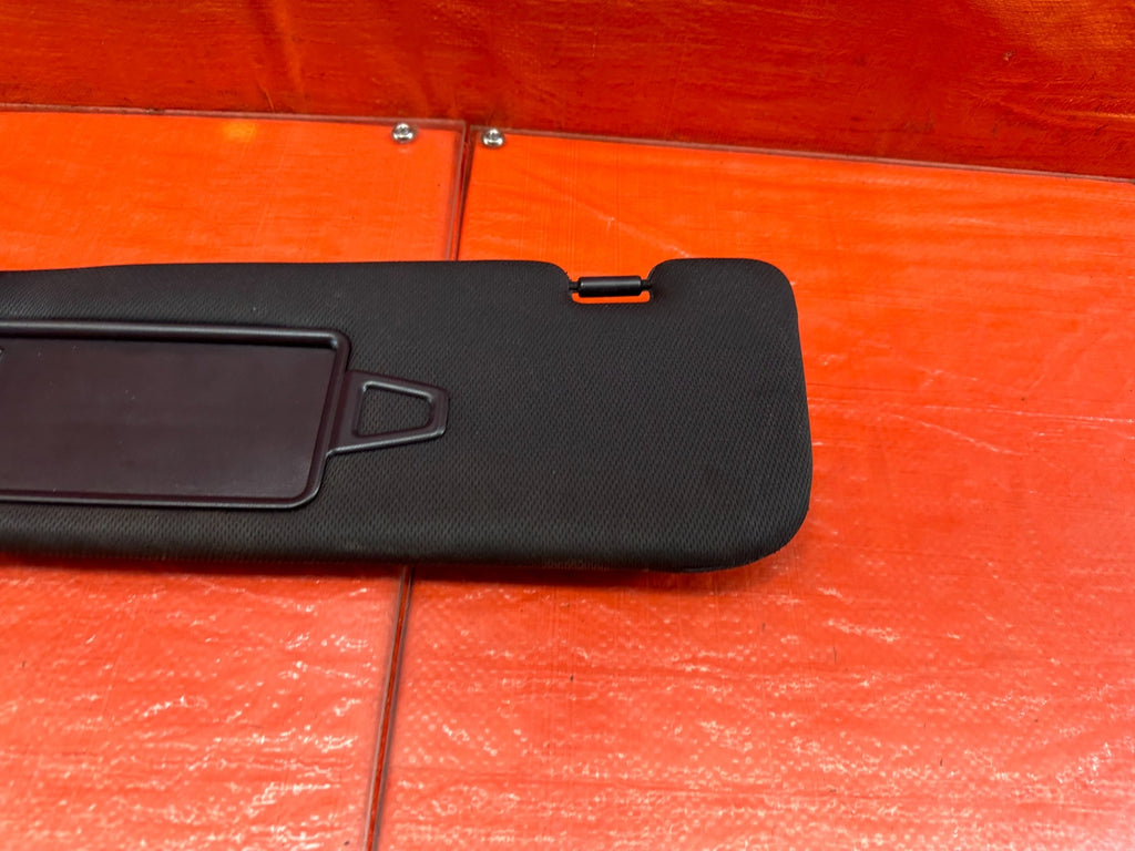13 16 HYUNDAI GENESIS COUPE   DRIVER LEFT SUN VISOR   W/O SUNROOF BLACK OEM #21911