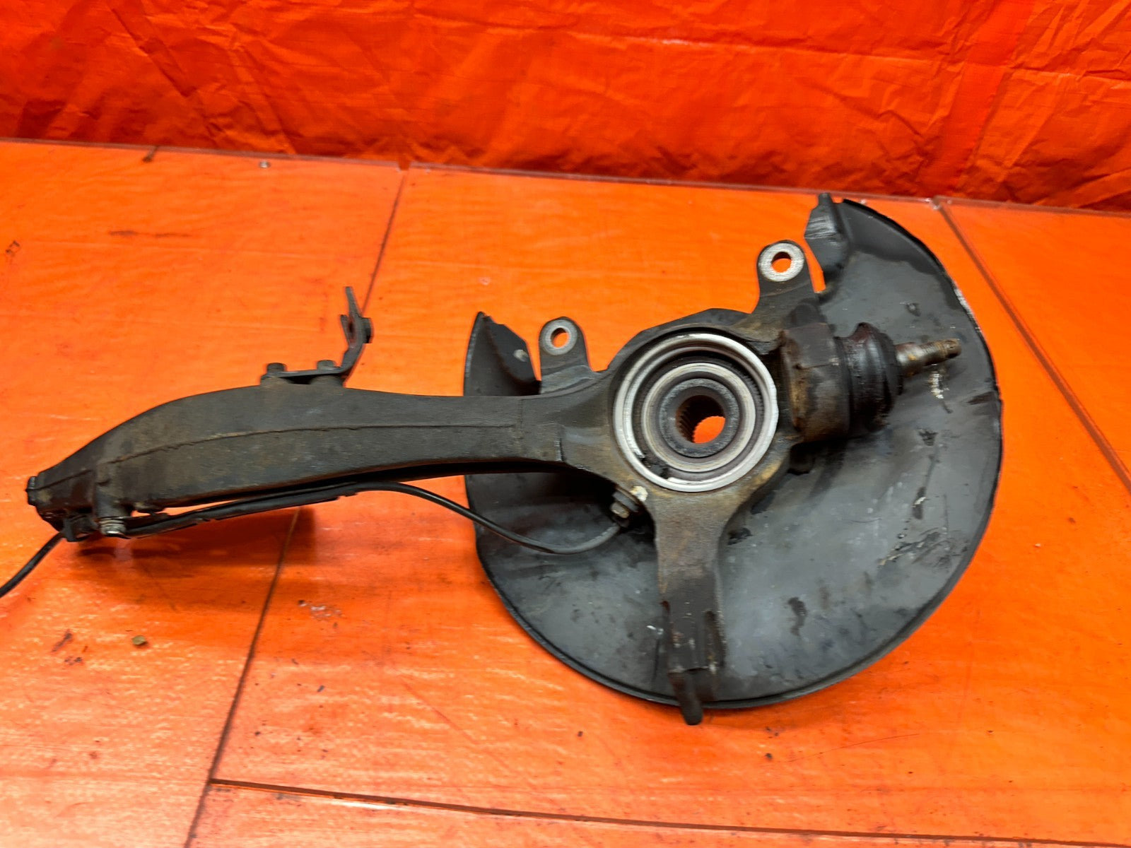 04-05 ACURA TSX 2.4L FRONT LEFT DRIVER SPINDLE KNUCKLE HUB OEM #33815