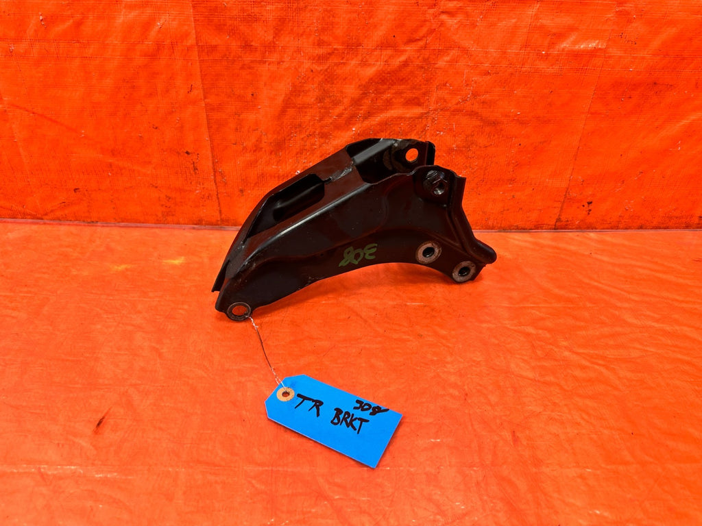 02 06 ACURA RSX MANUAL   5 & 6 SPEED TRANSMISSION MOUNT BRACKET OEM #3080