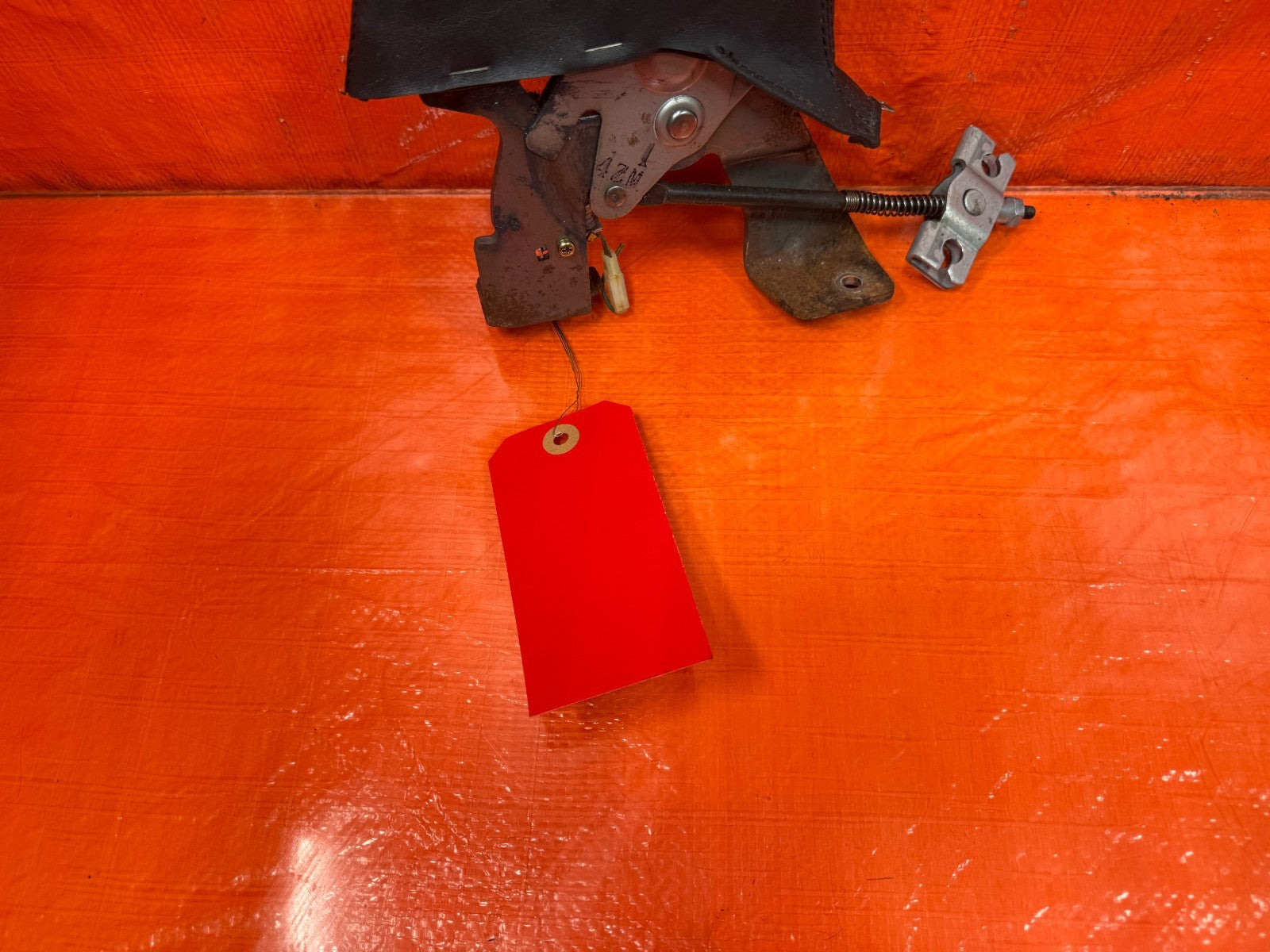 04 08 ACURA TSX   EMERGENCY / PARKING BRAKE HANDLE GRIP LEVER   OEM #3224