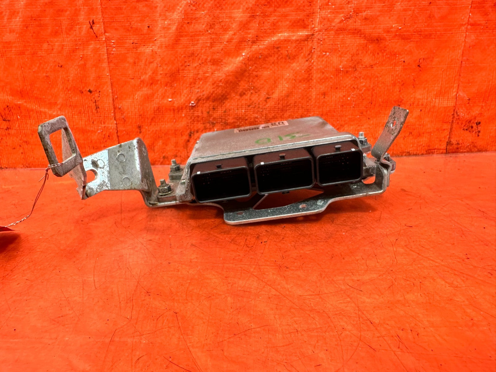 10 11 INFINITI G37 COUPE & CONVERTIBLE   AUTOMATIC ECU   MEC0209 531   #3102
