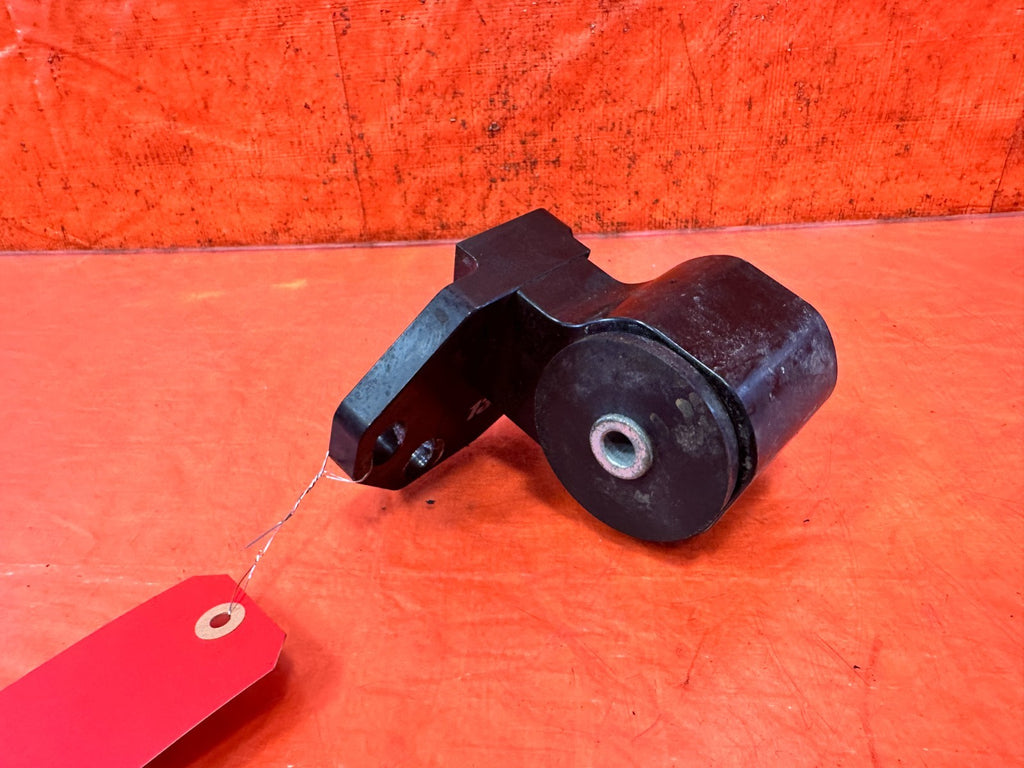 92 95 HONDA CIVIC   1320 D & B SERIES   POLYURETHANE RIGHTE NGINE MOUNT 3274