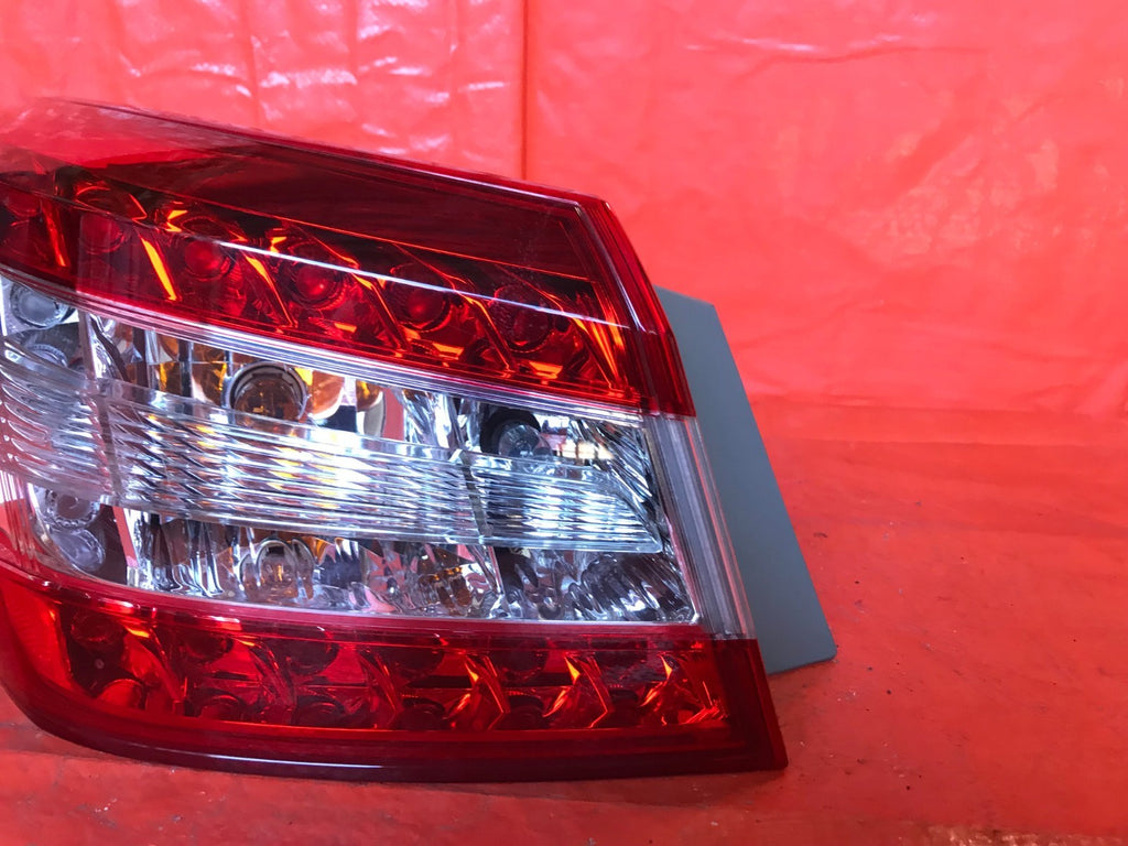 OEM 2013 2014 NISSAN SENTRA DRIVER LEFT OUTER TAIL LIGHT LAMP 13 265553SG0A   1