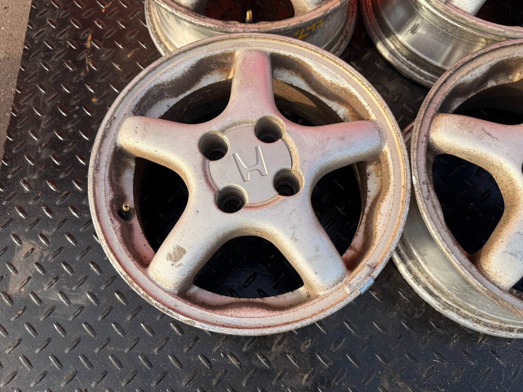 93 97 HONDA DEL SOL S SI   5 SPOKE   VTEC MODEL 14 INCH WHEELS AND TIRES   #29510