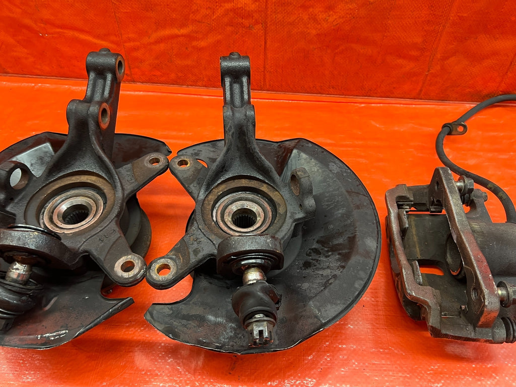 EP3 HONDA CIVIC SI   4x100 FRONT SPINDLE KNUCKLE CONVERSION   LEFT RIGHT OEM 17621