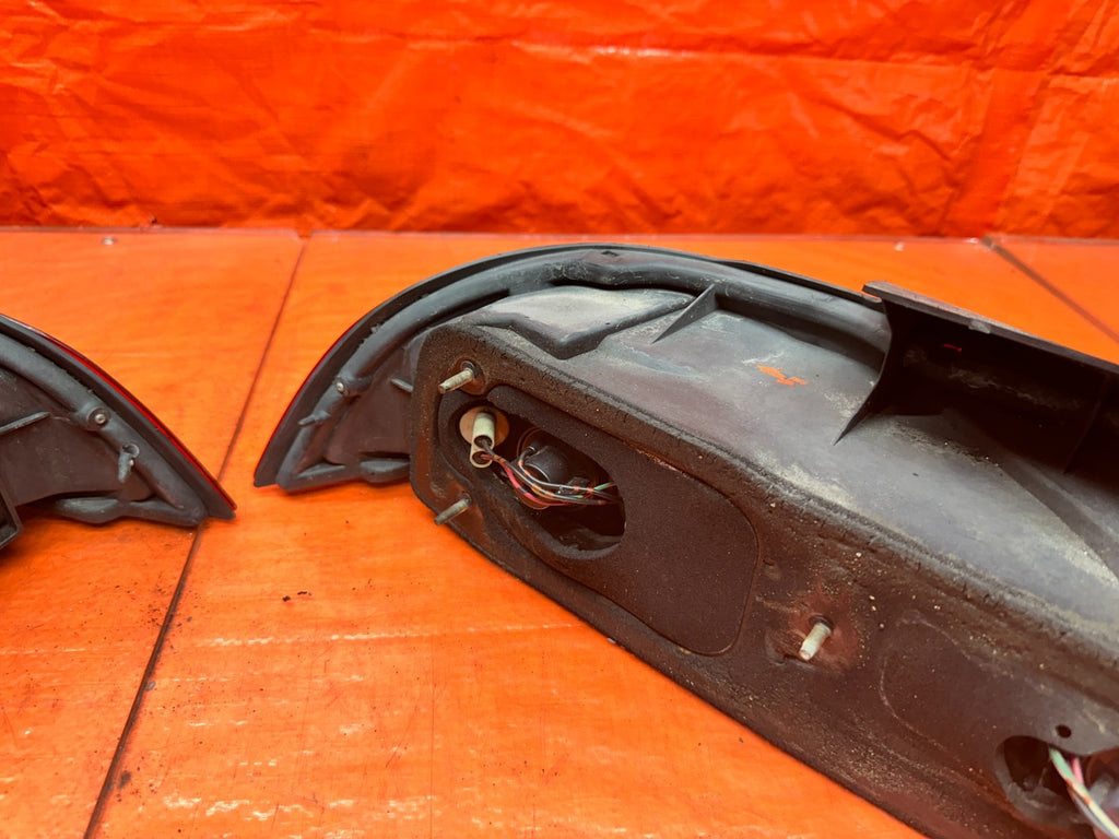 98-01 ACURA INTEGRA 2D COUPE ALL RED REAR TAIL LIGHTS LAMPS PAIR OEM #34911