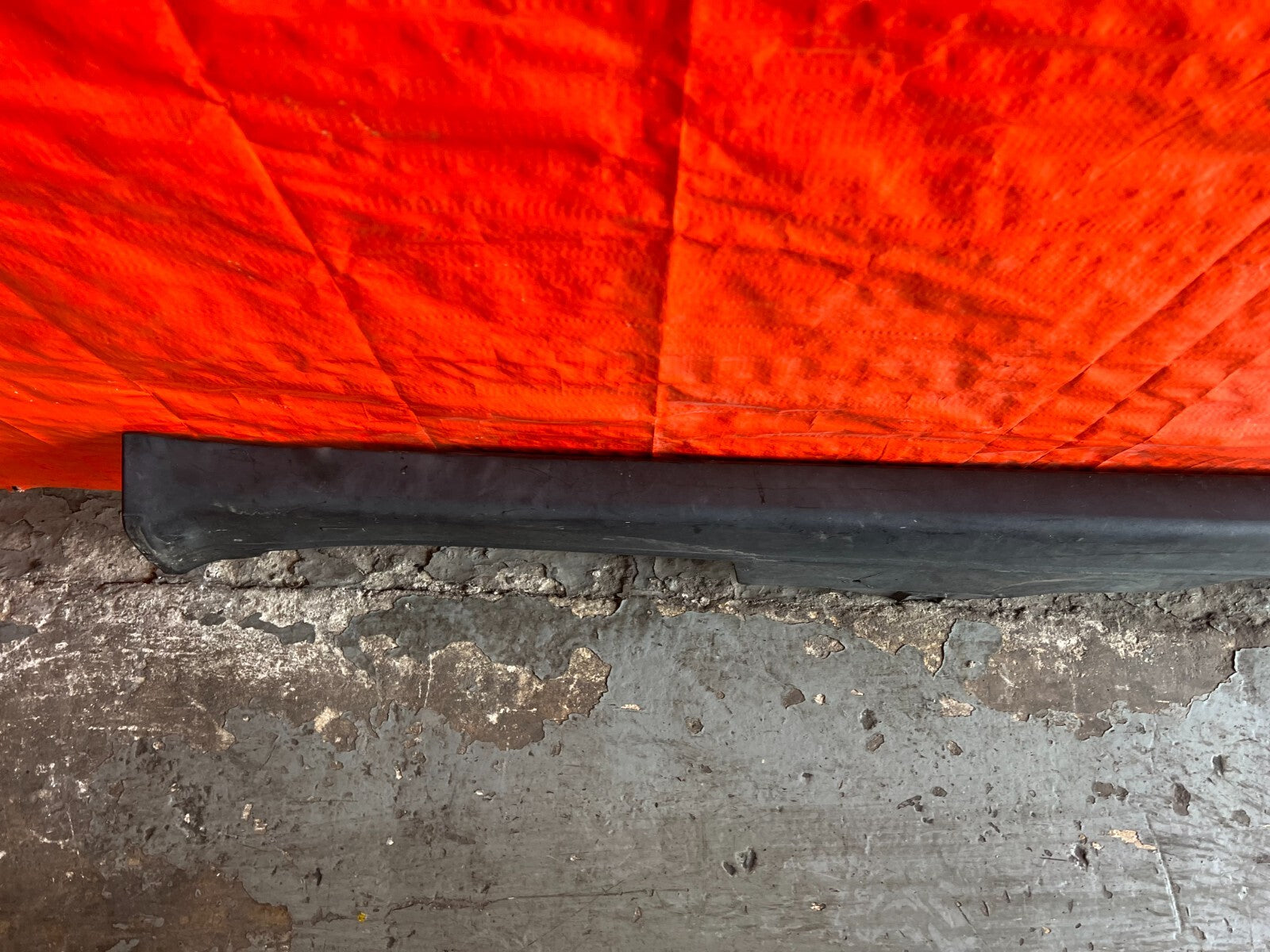 97 01 HONDA PRELUDE BASE   SIDE SKIRT ROCKER MOLDING TRIM   LEFT SIDE   OEM #1368