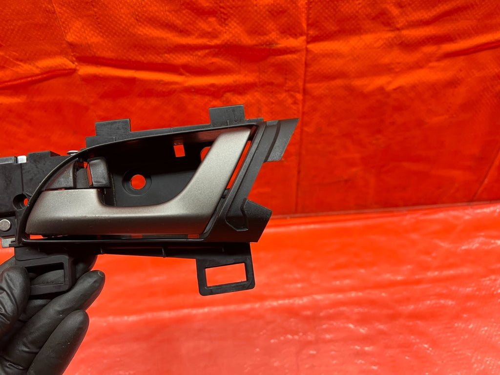 09 10 ACURA TSX   DRIVER LEFT REAR INTERIOR DOOR HANDLE   OEM FACTORY #1584