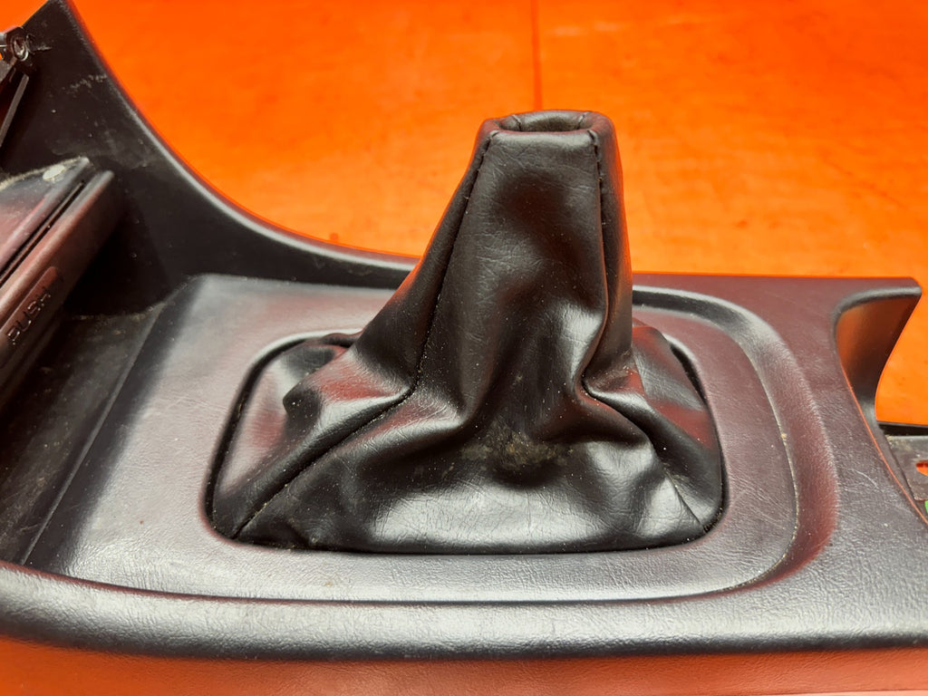 94 01 ACURA INTEGRA 5 SPEED MANUAL CENTER SHIFTER CONSOLE TRIM OEM #3319
