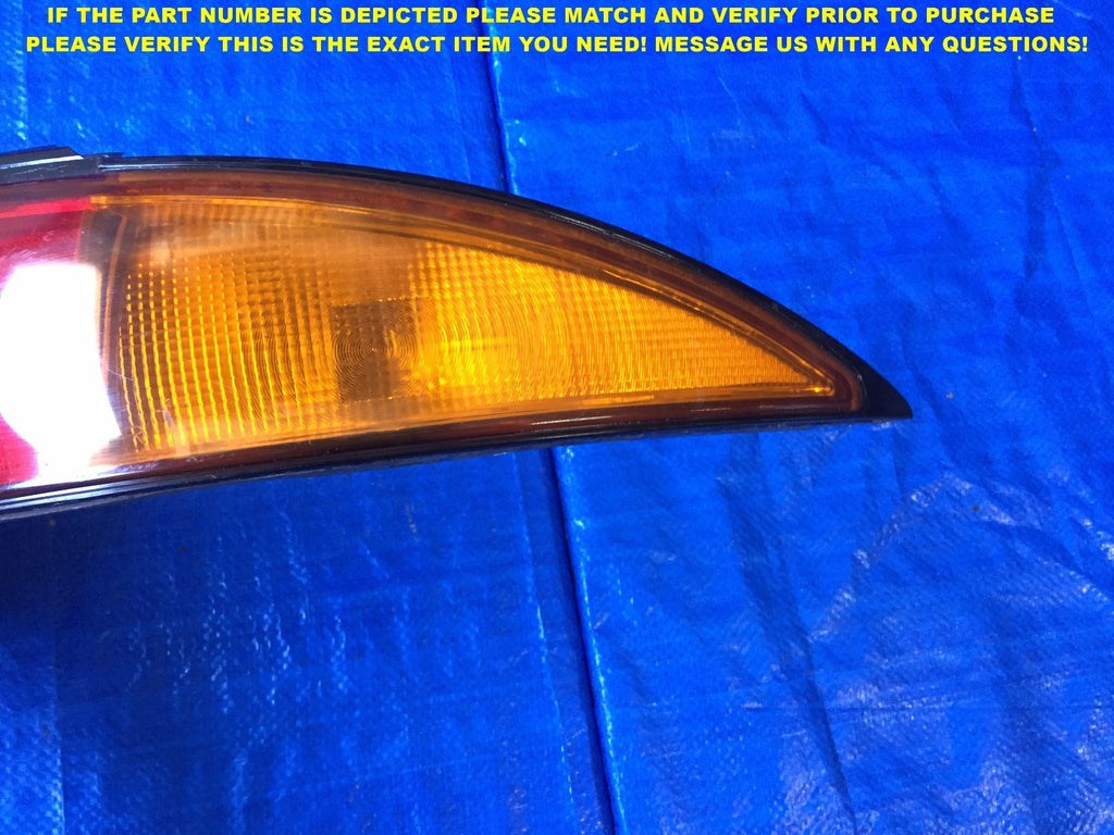 OEM 1993 1994 INFINITI J30 PASSENGER RIGHT TAIL LIGHT R RH 93 94 3A4