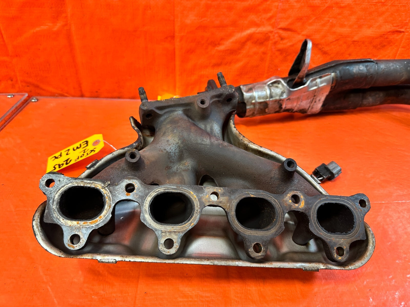 96 97 HONDA DEL SOL   D16Y8 SOHC VTEC   FACTORY EXHAUST MANIFOLD HEADER OEM 29511