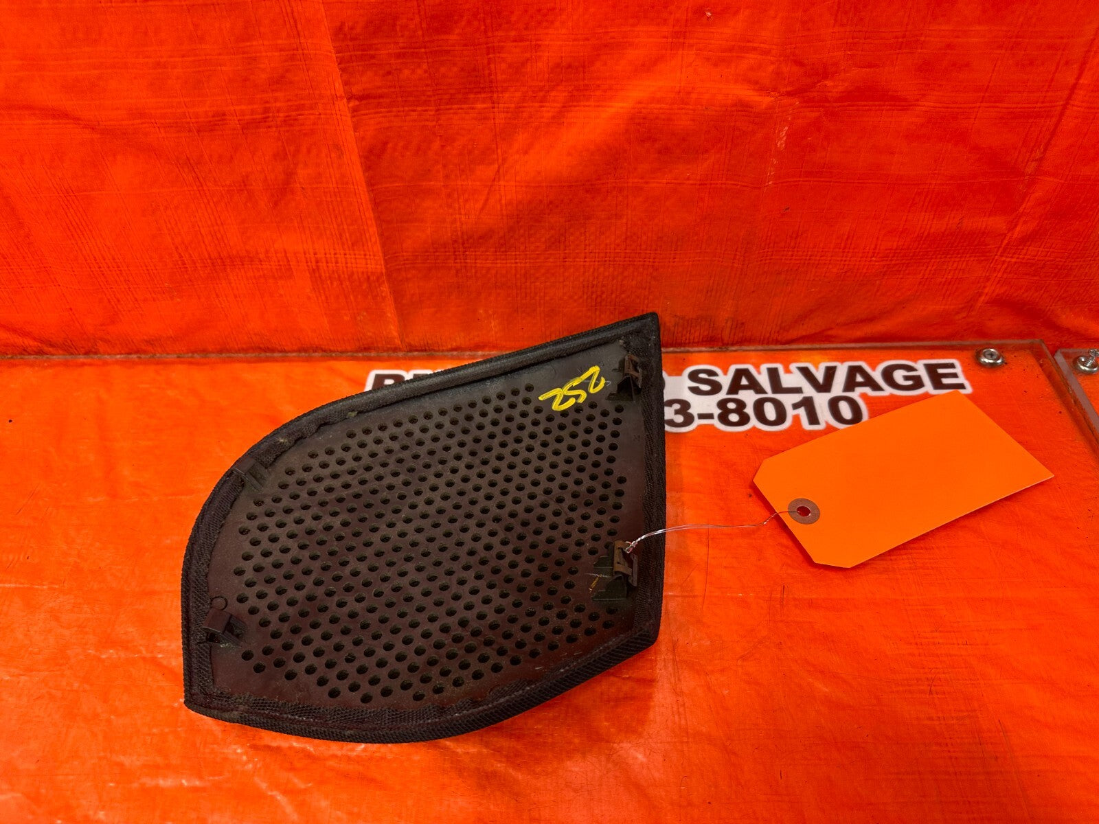97 01 HONDA PRELUDE PASSENGER RIGHT DOOR PANEL SPEAKER COVER TRIM INSERT OEM 25211