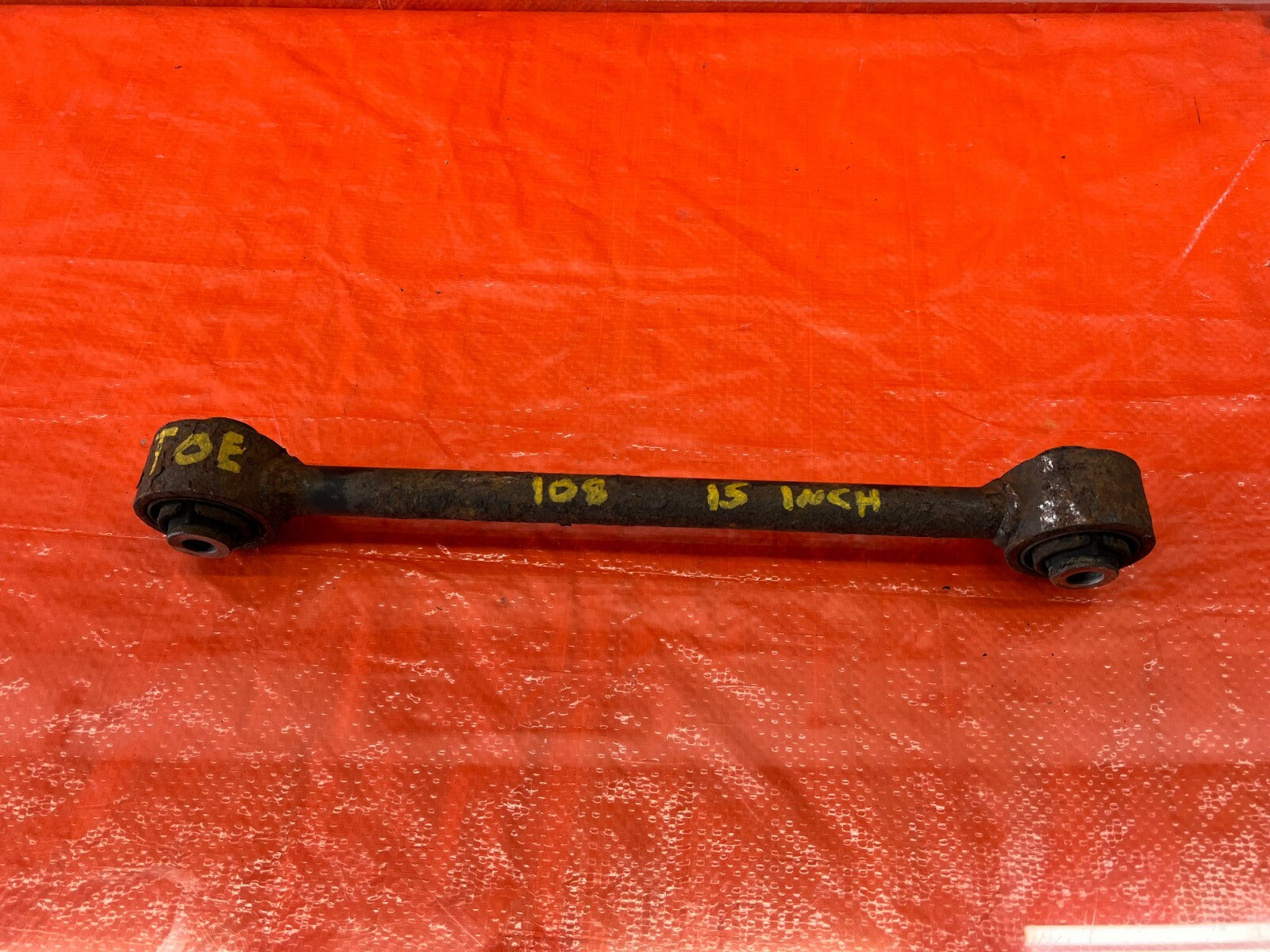 04 08 ACURA TL   LEFT OR RIGHT REAR   CONTROL ARM   15 INCHES IN LENGTH OEM #1080