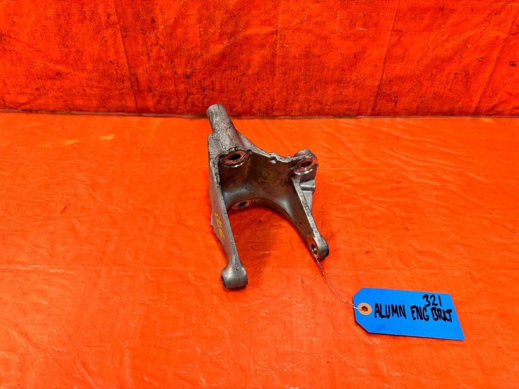 04 08 ACURA TSX   K24A2   REAR ALUMINUM ENGINE MOUNTING BRACKET OEM FACTORY #3210
