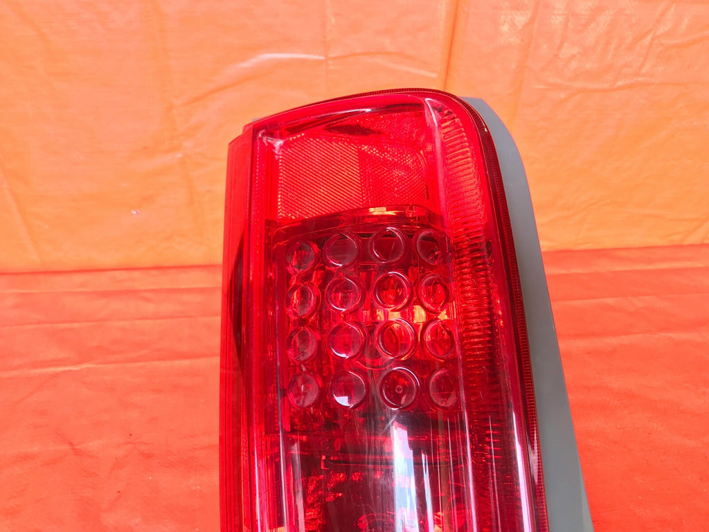 OEM 2008 2009 2010 SCION XB DRIVER LEFT TAIL LIGHT LAMP 08 09 10 L LH  3