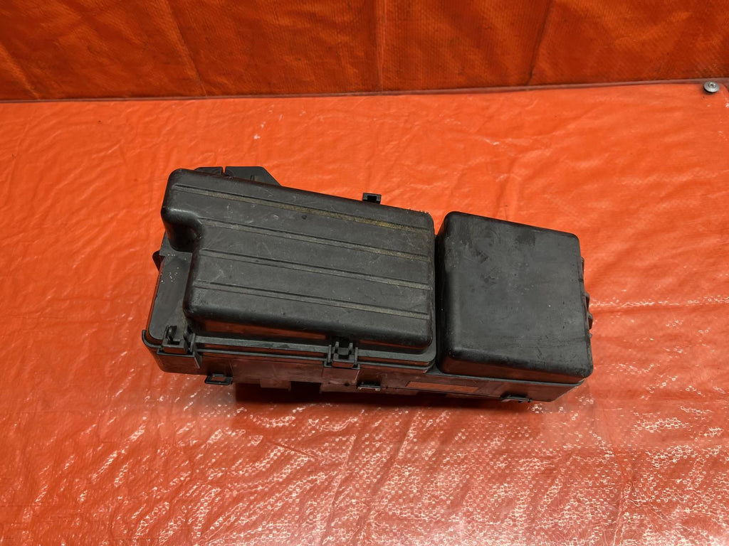2005 05 ACURA TSX   EXTERIOR / ENGINE BAY   FUSE BOX PANEL   OEM FACTORY #156 0