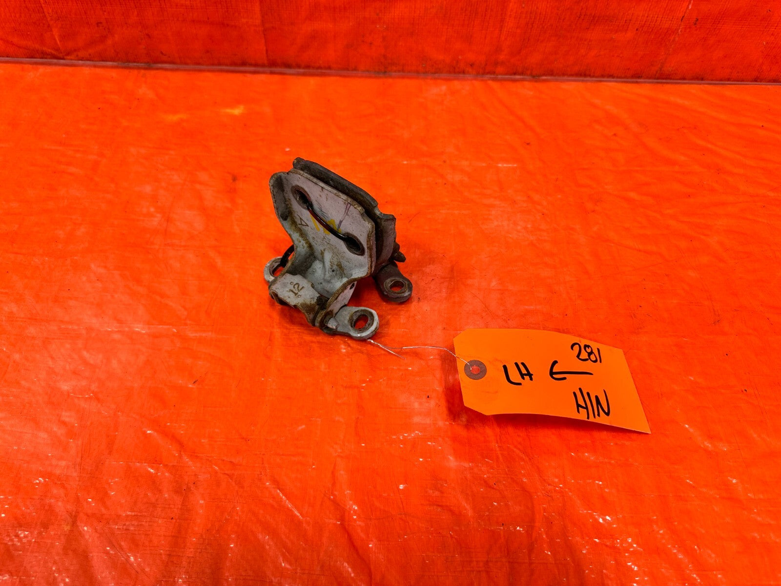 94 01 ACURA INTEGRA 2D   DOOR HINGE SET HINGES LEFT RIGHT   OEM FACTORY #281 10