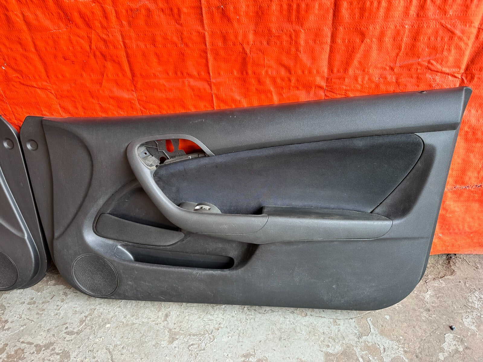 02 06 ACURA RSX   LEFT AND RIGHT BLACK DOOR PANELS W/ SUEDE INSERT   OEM FACTORY1