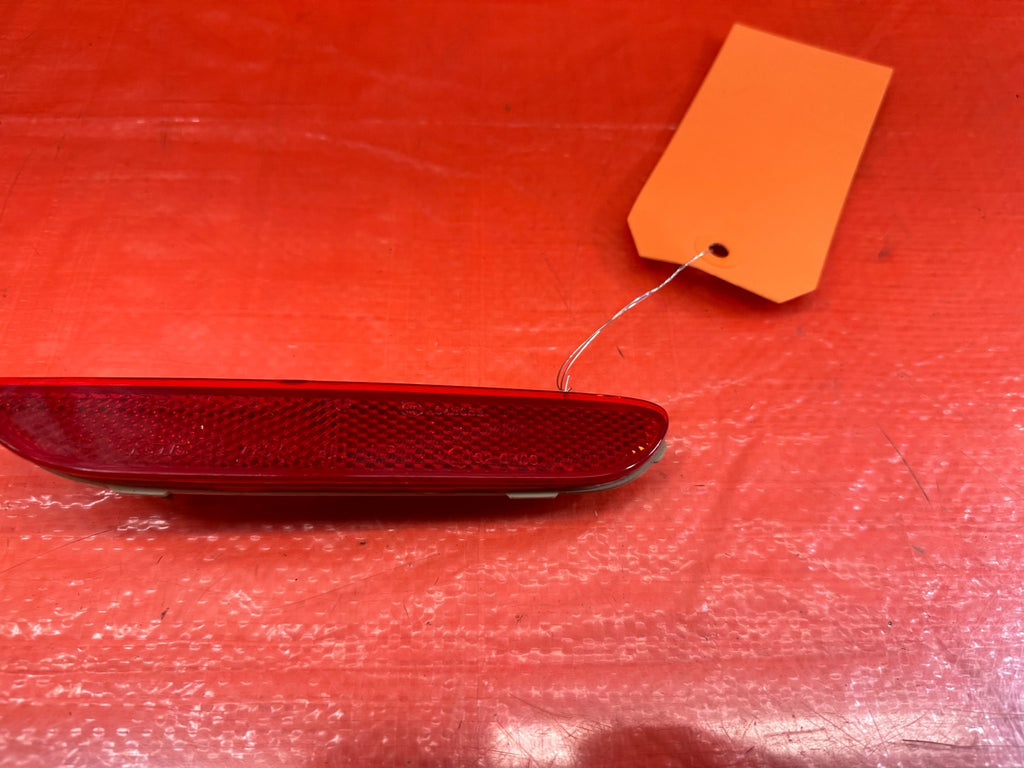 14 17 INFINITI Q50 SPORT   PASSENGER RIGHT REAR BUMPER REFLECTOR LIGHT OEM #87887