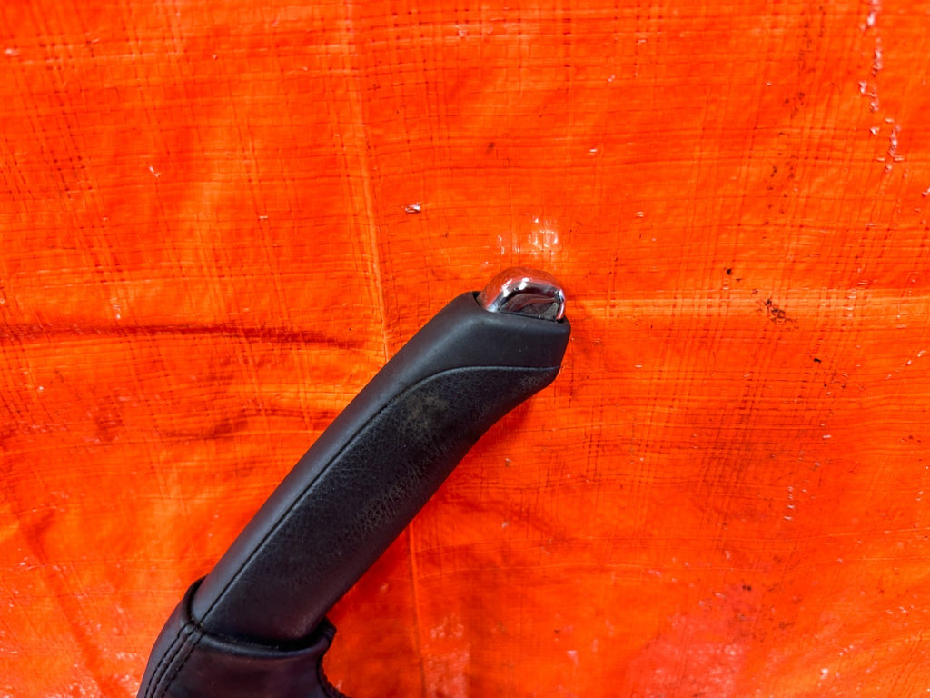 04 08 ACURA TSX   EMERGENCY / PARKING BRAKE HANDLE GRIP LEVER   OEM #3041