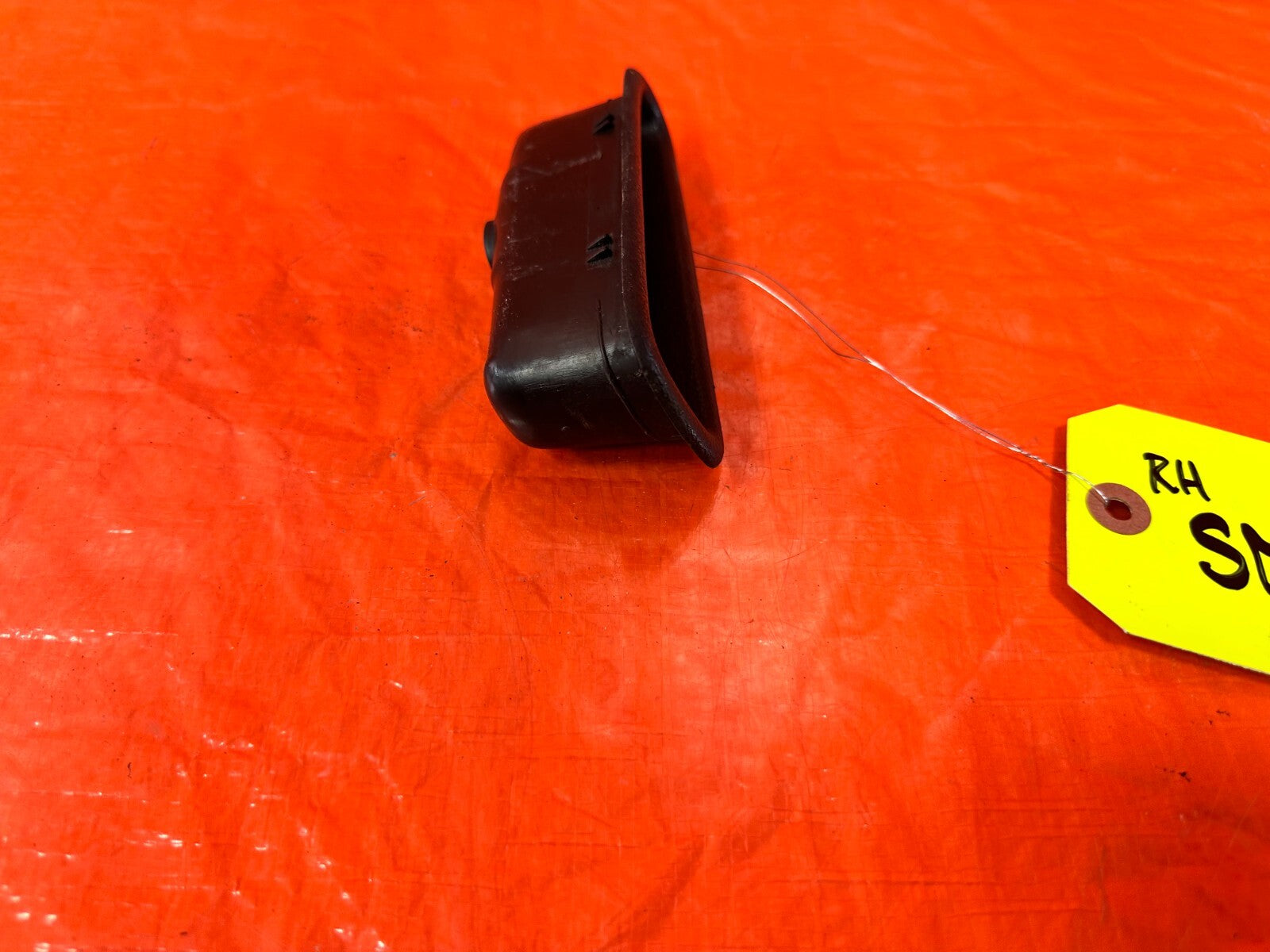 88 91 HONDA CRX   PASSENGER RIGHT DOOR PANEL POCKET CUBBY STORAGE   OEM #2714