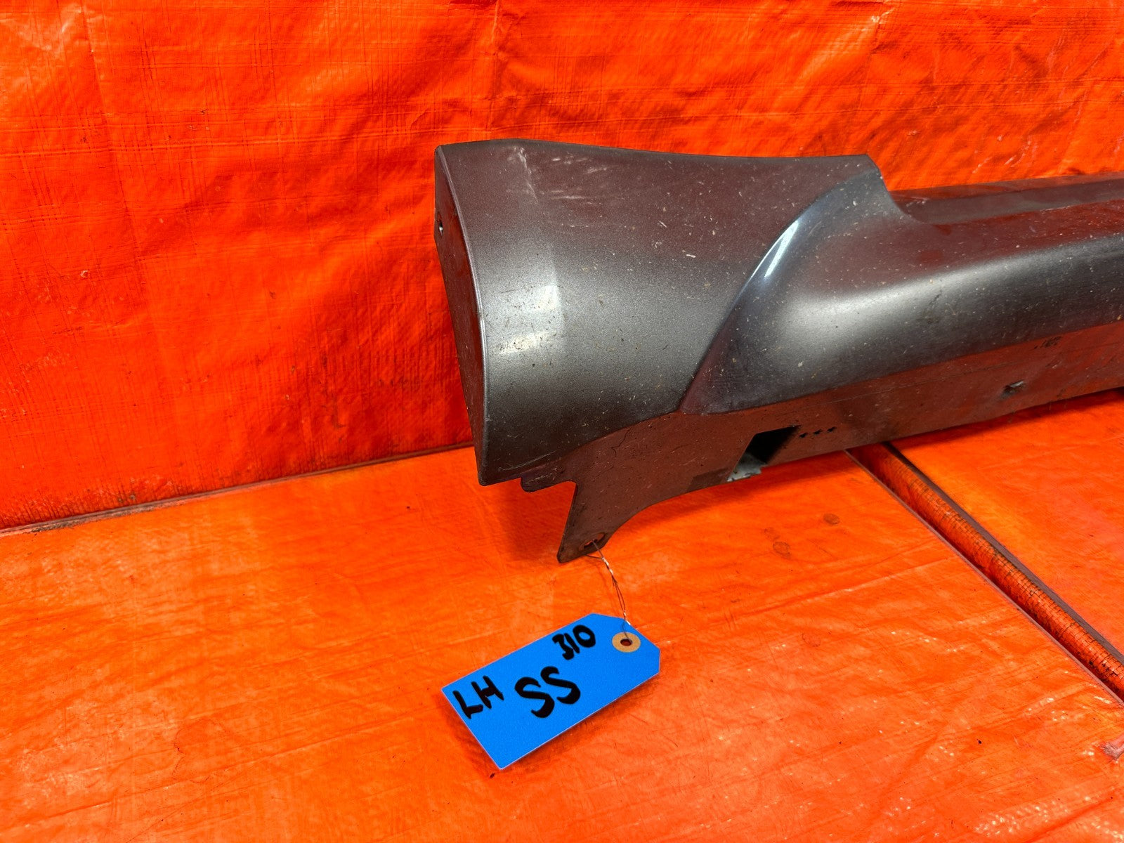 09 13 INFINITI G37 CONVERTIBLE   DRIVER LEFT SIDE SKIRT ROCKER MOLDING OEM #3101