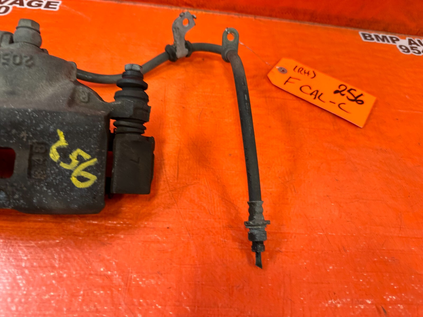 93 94 HONDA DEL SOL SI   PASSENGER RIGHT FRONT BRAKE CALIPER OEM FACTORY 2564