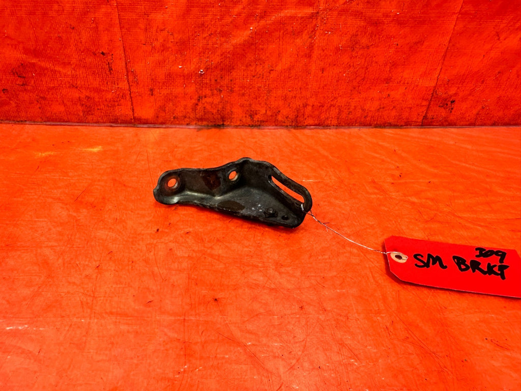 94 97 ACURA INTEGRA   B18B1 NON VTEC   ALTERNATOR BRACKET   OEM #309 12