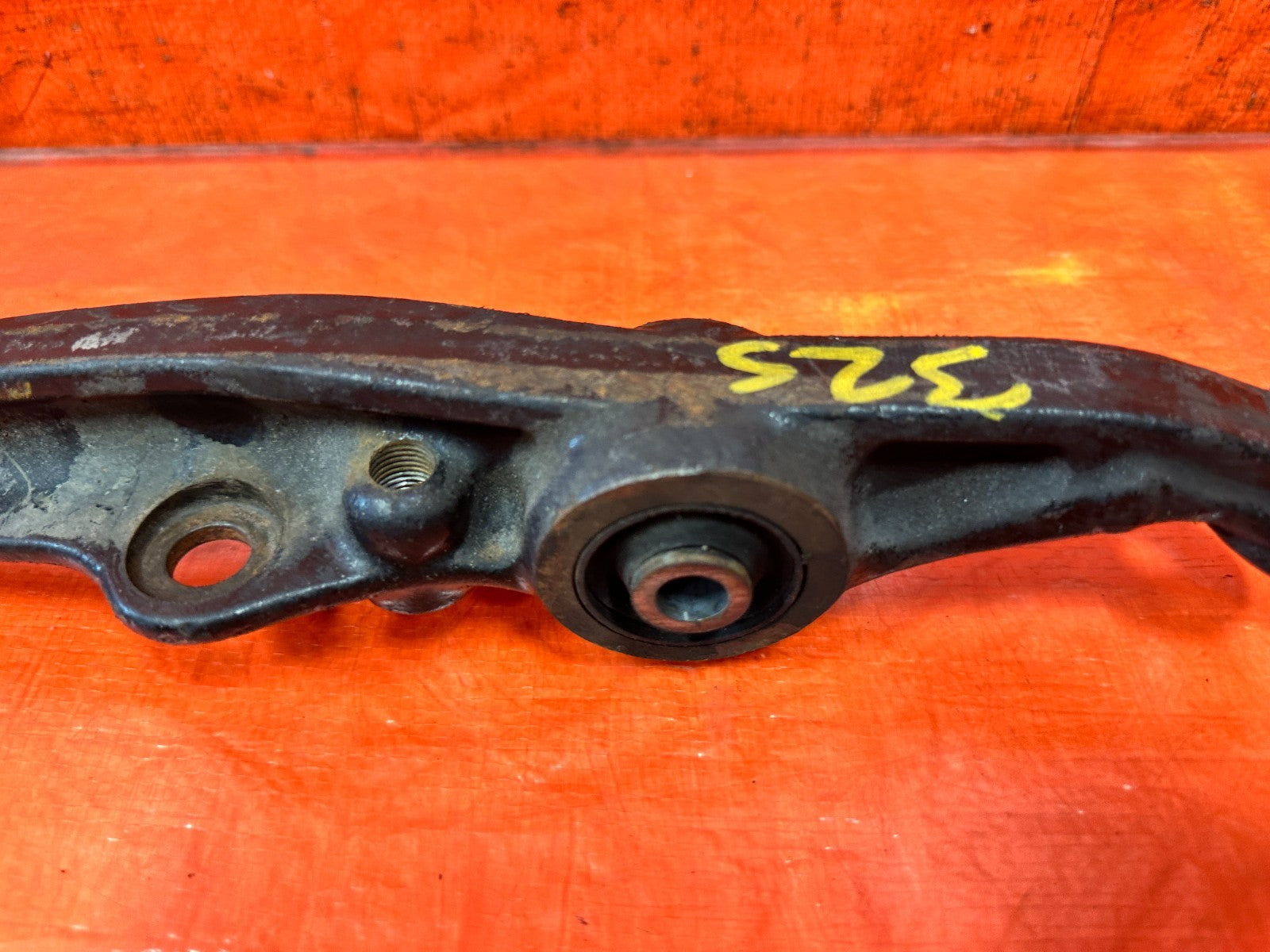 90 91 HONDA CIVIC HATCHBACK   DRIVER LEFT FRONT LOWER CONTROL ARM OEM #3257