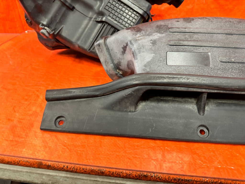 13 16 HYUNDAI GENESIS COUPE 3.8L   FACTORY INTAKE W/ ARM AIR BOX RESONATOR OEM5