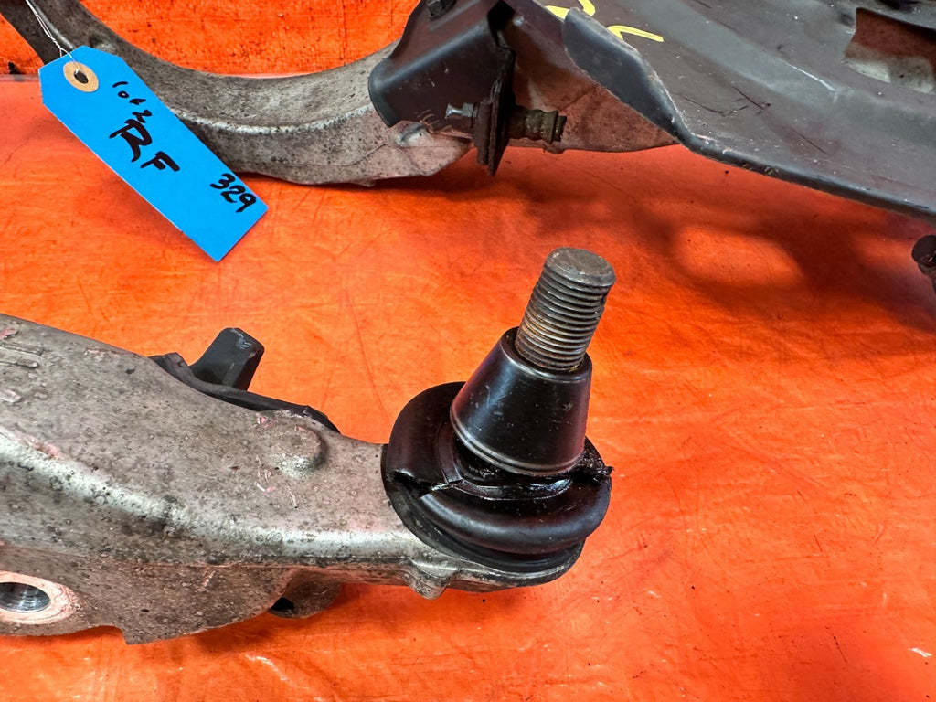 08 15 INFINITI G37 Q60 RWD RIGHT FRONT KNUCKLE SPINDLE LOWER CONTROL ARM #3297