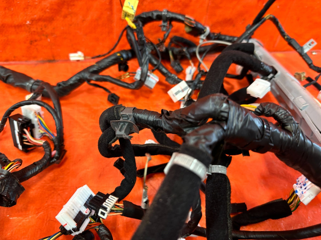13 16 HYUNDAI GENESIS COUPE 3.8L   MAIN WIRING HARNESS   PART # 91336 2M851 #3027