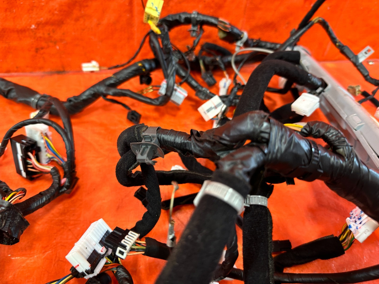 13 16 HYUNDAI GENESIS COUPE 3.8L   MAIN WIRING HARNESS   PART # 91336 2M851 #3027