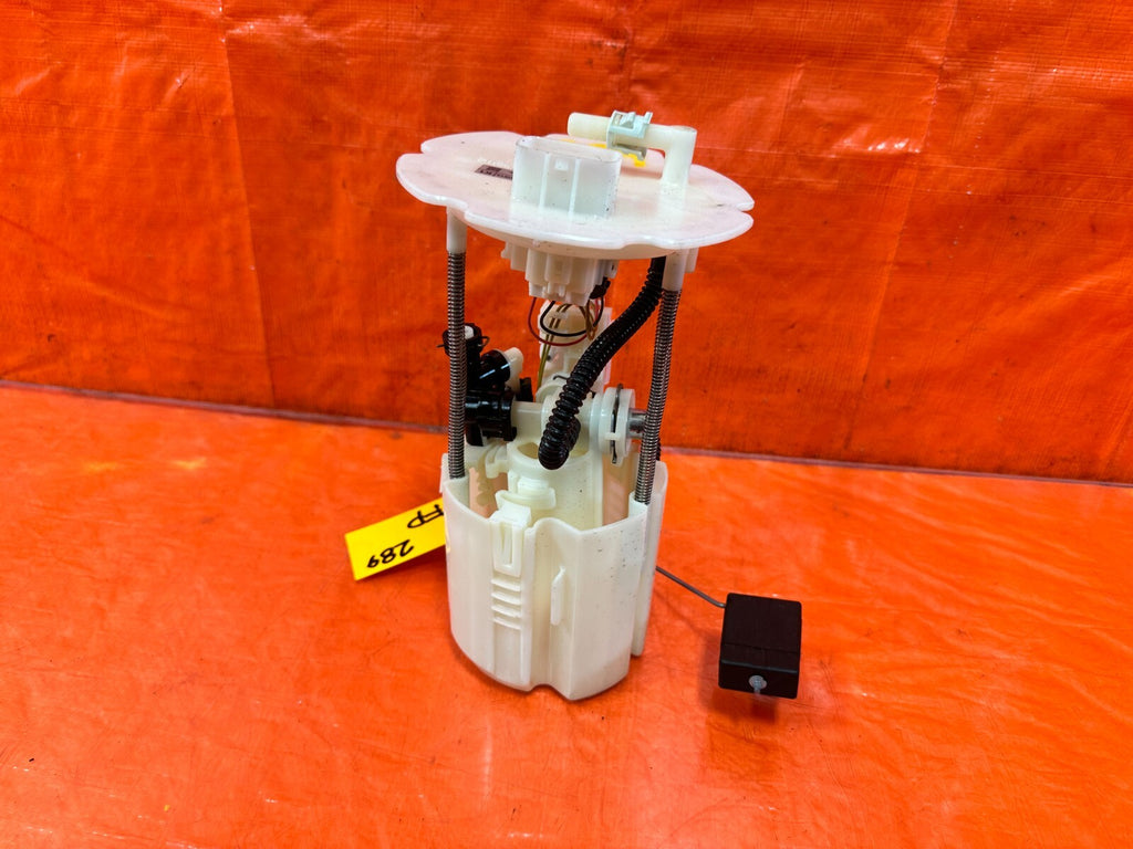 16 20 INFINITI Q50 & Q60 GASOLINE GAS FUEL PUMP SENDING UNIT W/ HOUSING OEM #2897