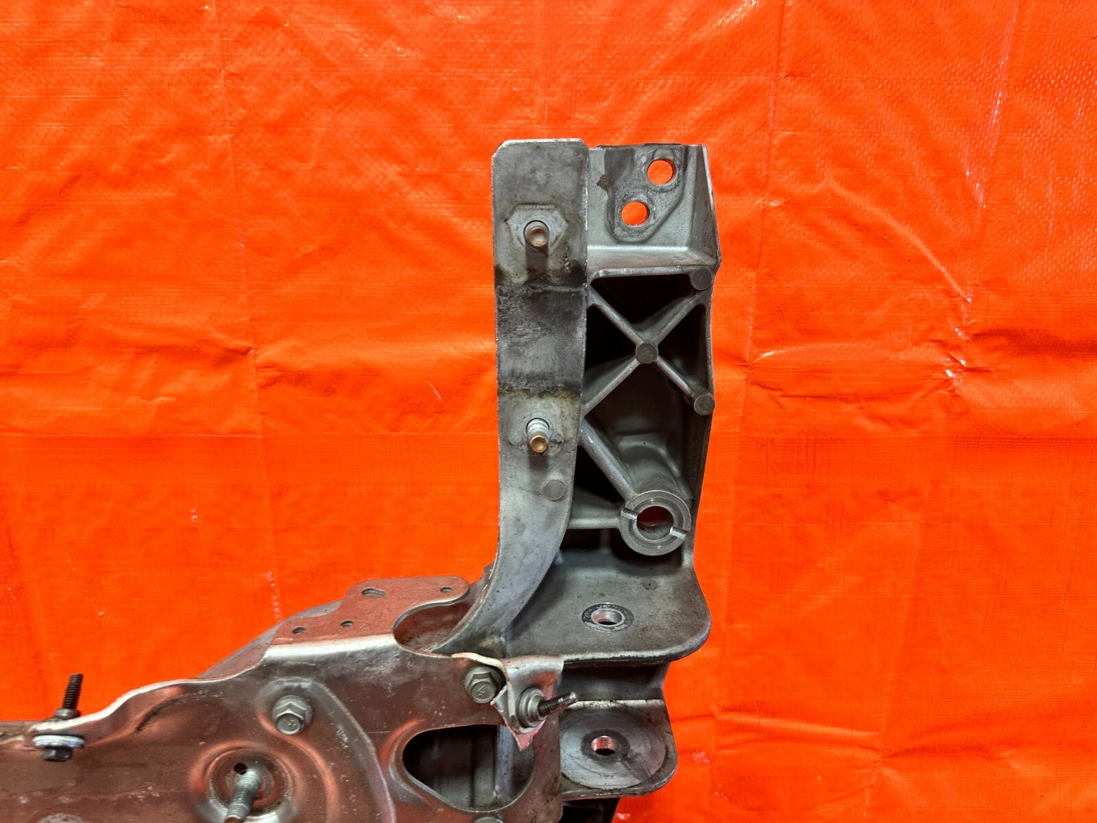14 20 INFINITI Q50 17 20 Q60   FRONT ALUMINUM SUB FRAME CROSSMEMBER OEM #28916