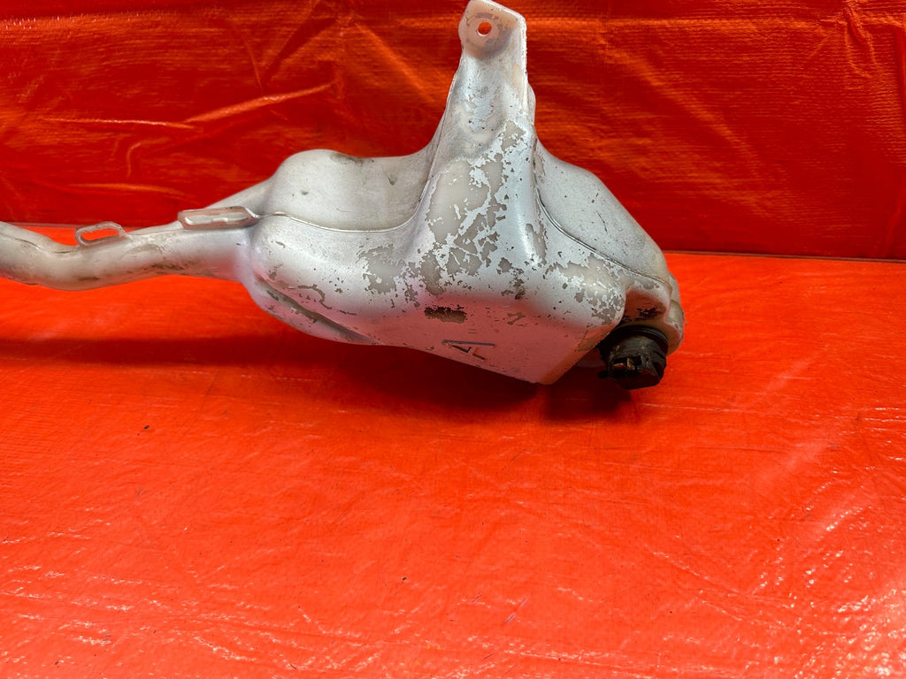 06 11 HONDA CIVIC SI COUPE WINDSHIELD WIPER RESERVOIR TANK W/ MOTOR OEM OE #1944