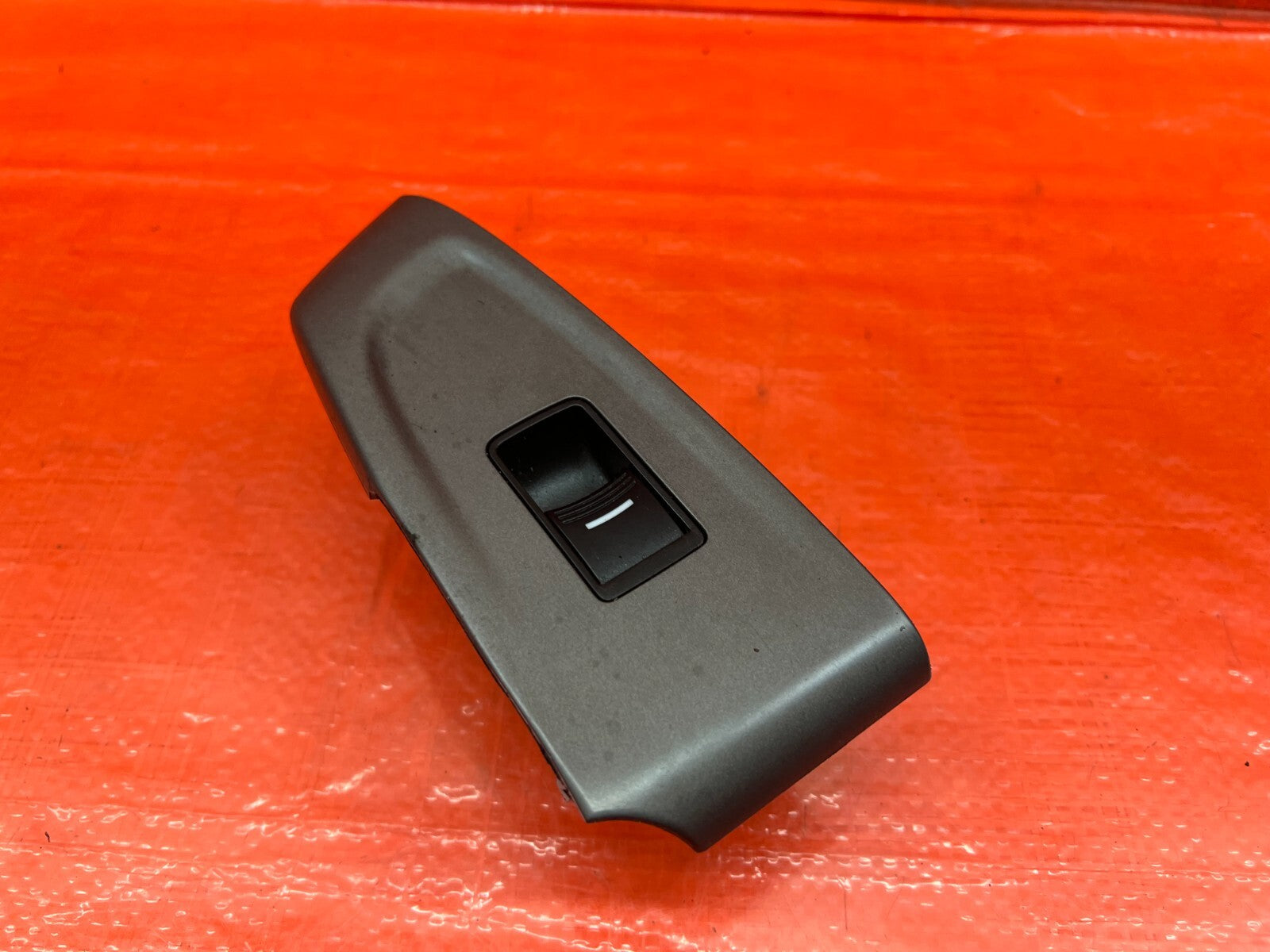 09 10 ACURA TSX   WINDOW SWITCH   PASSENGER RIGHT REAR SIDE   OEM FACTORY #1685